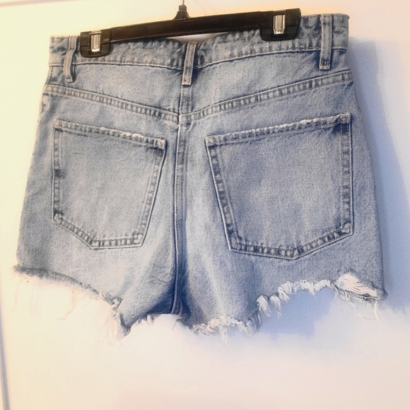 Zara button fly blue denim jean shorts size 4 - Picture 3 of 3